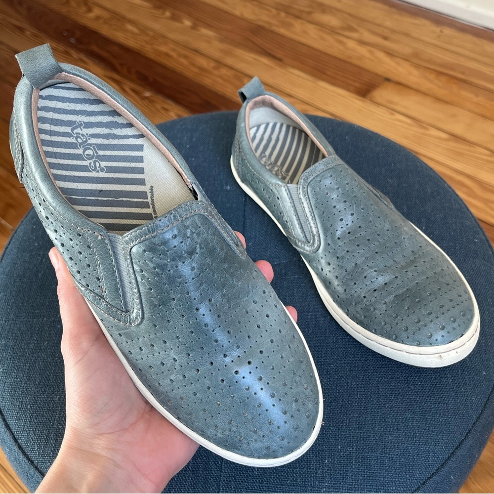 Taos Slip On Blue Shoes Size 6